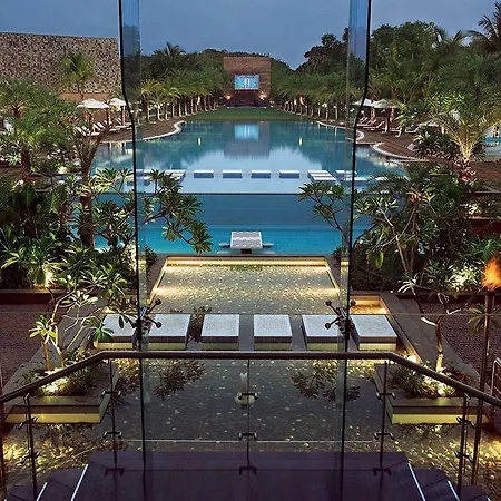 Waterstones Hotel 