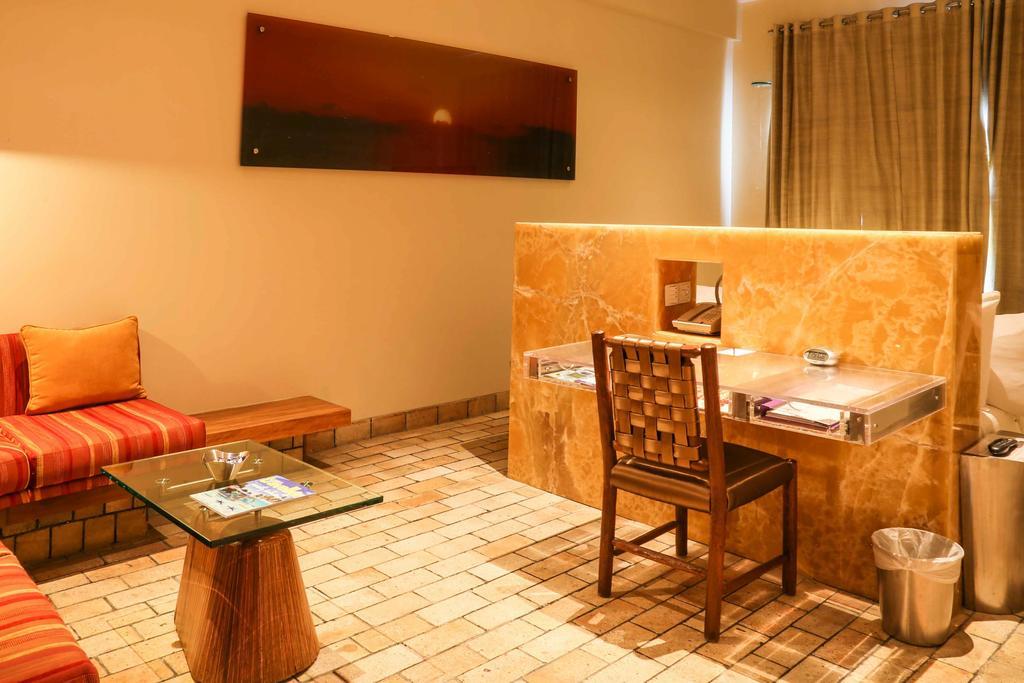 Waterstones Hotel Mumbai